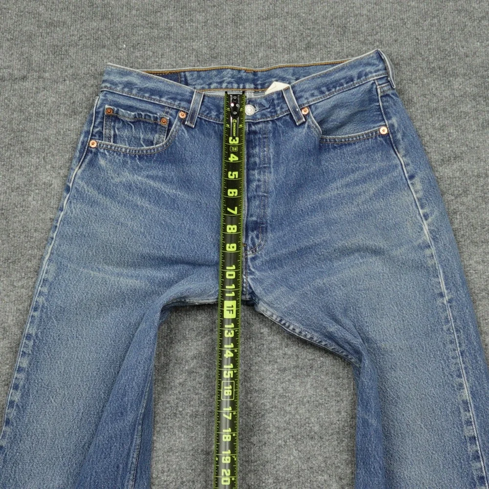 Vintage Levi's 501 Jeans Mens 33x36 Blue Straight Leg Button Fly Denim Classic